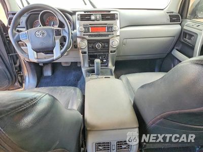 Zdjęcie 8 z 13 samochodu: 2011 TOYOTA 4RUNNER SR5 VIN:JTEZU5JR9B5033103 - miniatura