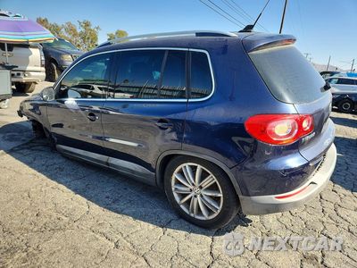 Drugie zdjęcie samochodu z przodu: 2011 VOLKSWAGEN TIGUAN S VIN:WVGAV7AX8BW506181 - miniatura