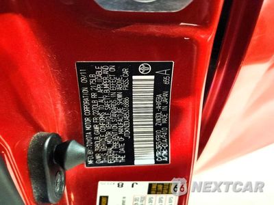 Zdjęcie 12 z 12 samochodu: 2011 TOYOTA PRIUS THREE VIN:JTDKN3DU4B5316886 - miniatura
