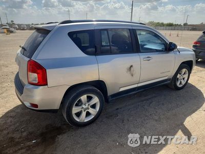 Trzecie zdjęcie samochodu z tyłu: 2012 JEEP COMPASS SPORT VIN:1C4NJCBA0CD723919 - miniatura