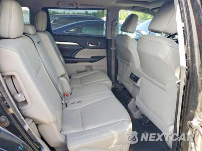 Zdjęcie 11 z 14 samochodu: 2019 TOYOTA HIGHLANDER XLE VIN:5TDJZRFH6KS566465 - miniatura