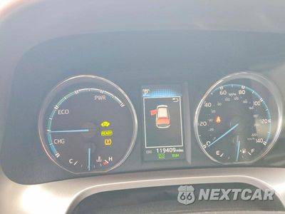 Zdjęcie 9 z 13 samochodu: 2016 TOYOTA RAV4 HV LIMITED VIN:JTMDJREV6GD053702 - miniatura