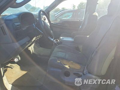 Zdjęcie 7 z 12 samochodu: 2005 FORD F250 SUPER DUTY VIN:1FTSX21505EC13177 - miniatura