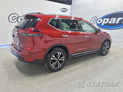 Trzecie zdjęcie samochodu z tyłu: 2018 NISSAN ROGUE SL VIN:5N1AT2MT1JC828999 - miniatura