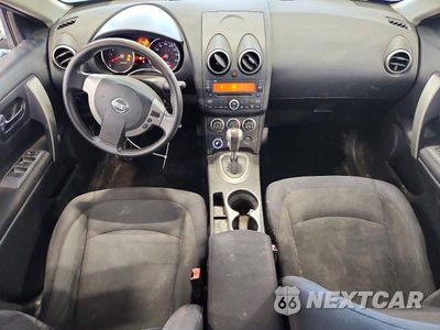 Zdjęcie 8 z 13 samochodu: 2010 NISSAN ROGUE S VIN:JN8AS5MV9AW137734 - miniatura