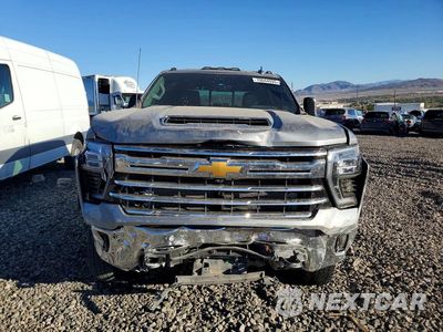 Piąte zdjęcie samochodu w środku: 2026 CHEVROLET SILVERADO K3500 LTZ VIN:1GC4KUEY8TF141613 - miniatura