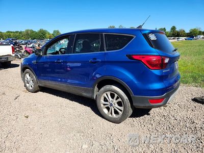Drugie zdjęcie samochodu z przodu: 2019 FORD ESCAPE SE VIN:1FMCU9GD8KUA00995 - miniatura