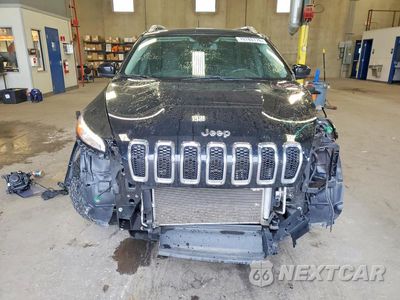 Piąte zdjęcie samochodu w środku: 2017 JEEP CHEROKEE LATITUDE VIN:1C4PJMCS2HW638825 - miniatura