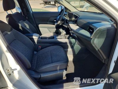 Zdjęcie 7 z 13 samochodu: 2025 NISSAN KICKS SV VIN:3N8AP6CA5SL430558 - miniatura