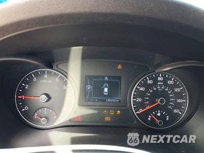 Zdjęcie 9 z 12 samochodu: 2017 KIA OPTIMA LX VIN:5XXGT4L33HG170446 - miniatura
