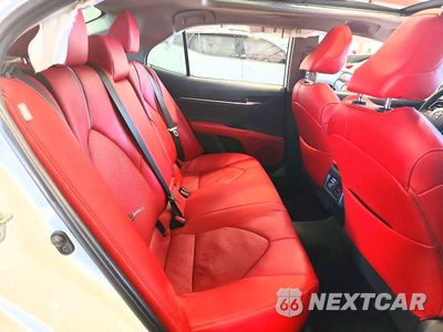 Zdjęcie 10 z 12 samochodu: 2019 TOYOTA CAMRY XSE VIN:4T1B61HK6KU283921 - miniatura