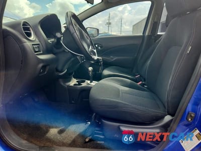 Zdjęcie 7 z 12 samochodu: 2016 NISSAN VERSA NOTE SV VIN:3N1CE2CP5GL371996 - miniatura