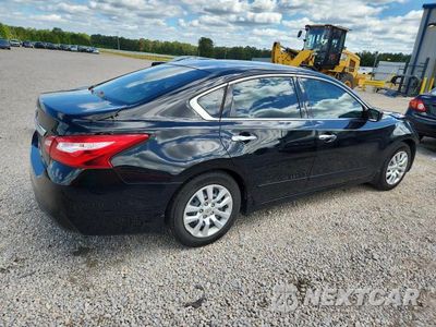 Trzecie zdjęcie samochodu z tyłu: 2017 NISSAN ALTIMA 2.5 S VIN:1N4AL3APXHC139688 - miniatura