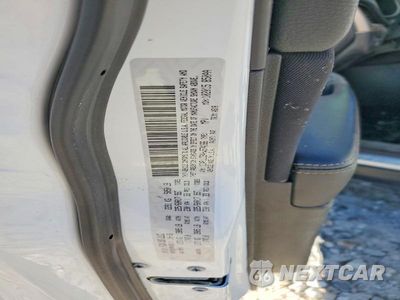 Zdjęcie 13 z 13 samochodu: 2017 JEEP CHEROKEE LATITUDE VIN:1C4PJLCB4HW574166 - miniatura