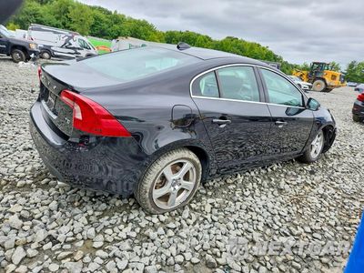 Trzecie zdjęcie samochodu z tyłu: 2012 VOLVO S60 T5 VIN:YV1622FS7C2044704 - miniatura