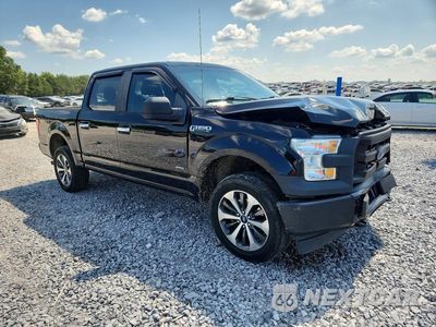 Czwarte zdjęcie samochodu z boku: 2017 FORD F150 SUPERCREW VIN:1FTEW1EP8HFC41992 - miniatura