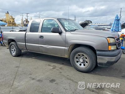 Czwarte zdjęcie samochodu z boku: 2006 CHEVROLET SILVERADO C1500 VIN:1GCEC19X36Z292556 - miniatura
