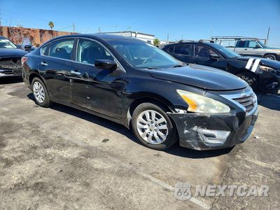 Czwarte zdjęcie samochodu z boku: 2015 NISSAN ALTIMA 2.5 S VIN:1N4AL3AP5FC234821 - miniatura