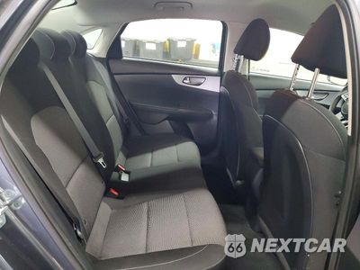 Zdjęcie 10 z 12 samochodu: 2022 KIA FORTE FE VIN:3KPF24AD1NE452096 - miniatura