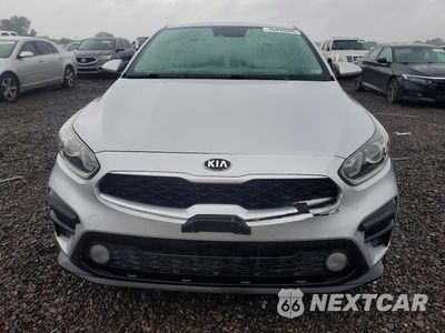 Piąte zdjęcie samochodu w środku: 2020 KIA FORTE LXS VIN:3KPF24AD4LE152887 - miniatura