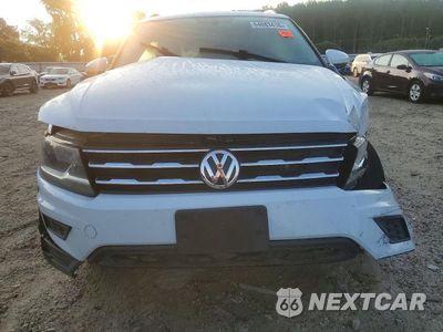 Piąte zdjęcie samochodu w środku: 2019 VOLKSWAGEN TIGUAN SE VIN:3VV3B7AX0KM082230 - miniatura