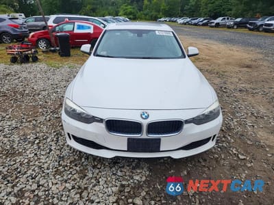 Piąte zdjęcie samochodu w środku: 2013 BMW 328 XI VIN:WBA3B3C54DJ811569 - miniatura