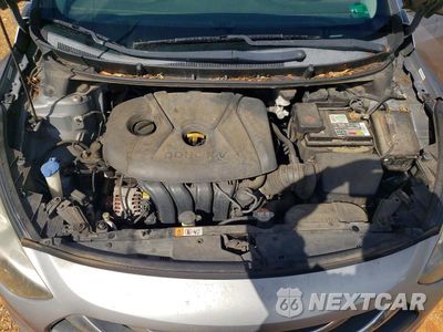 Zdjęcie 12 z 13 samochodu: 2013 HYUNDAI ELANTRA GT BASE VIN:KMHD35LE2DU077007 - miniatura