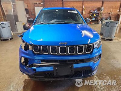 Piąte zdjęcie samochodu w środku: 2024 JEEP COMPASS LATITUDE LUX VIN:3C4NJDFN2RT122226 - miniatura