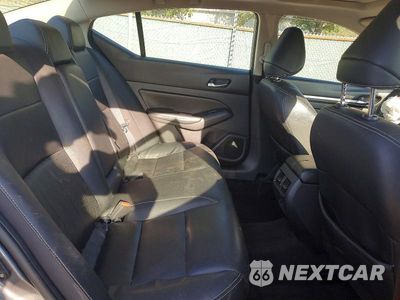 Zdjęcie 10 z 13 samochodu: 2019 NISSAN ALTIMA SL VIN:1N4BL4EV9KC244166 - miniatura