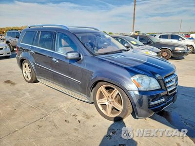 Czwarte zdjęcie samochodu z boku: 2012 MERCEDES-BENZ GL 550 4MATIC VIN:4JGBF8GE0CA773939 - miniatura