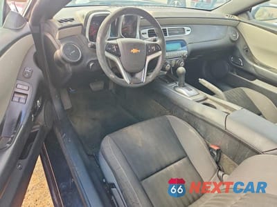 Zdjęcie 8 z 12 samochodu: 2015 CHEVROLET CAMARO LS VIN:2G1FB1E38F9228543 - miniatura