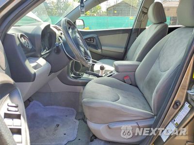 Zdjęcie 7 z 12 samochodu: 2010 TOYOTA RAV4 BASE VIN:2T3BF4DV6AW044666 - miniatura