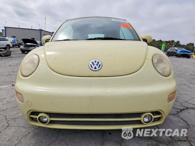 Piąte zdjęcie samochodu w środku: 2005 VOLKSWAGEN NEW BEETLE GLS VIN:3VWCD31Y25M366776 - miniatura