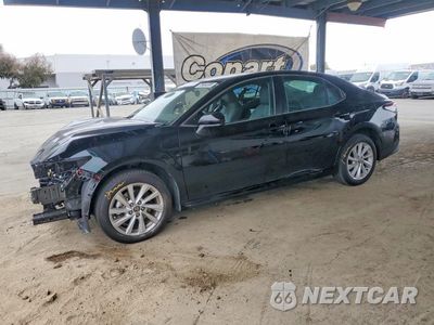 2023 TOYOTA CAMRY LE 4T1C11AK1PU722270 - główne zdjęcie licytacji z USA - miniatura