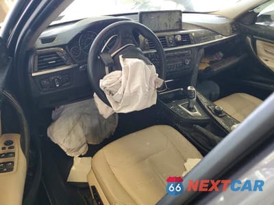 Zdjęcie 8 z 12 samochodu: 2015 BMW 3ER XI SULEV VIN:WBA3B5G53FNS11692 - miniatura