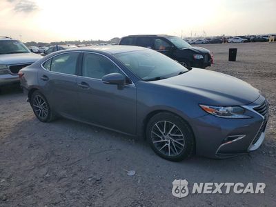 Czwarte zdjęcie samochodu z boku: 2018 LEXUS ES 350 VIN:58ABK1GG7JU101014 - miniatura