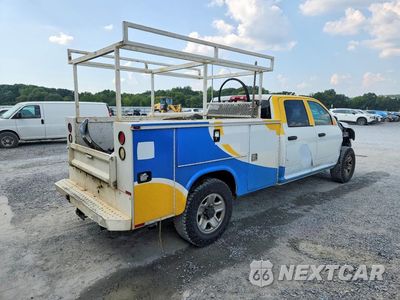Trzecie zdjęcie samochodu z tyłu: 2016 RAM 2500 ST VIN:3C6UR4HJ1GG264224 - miniatura