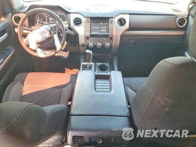 Zdjęcie 8 z 13 samochodu: 2017 TOYOTA TUNDRA SR5 VIN:5TFDW5F18HX665342 - miniatura