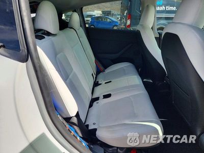 Zdjęcie 10 z 12 samochodu: 2023 TESLA MODEL Y VIN:7SAYGDEE9PA107604 - miniatura