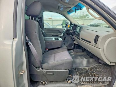 Zdjęcie 10 z 12 samochodu: 2011 CHEVROLET SILVERADO K1500 VIN:1GCNKPEA7BZ328749 - miniatura