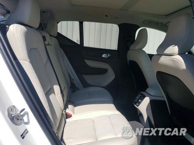 Zdjęcie 11 z 13 samochodu: 2026 VOLVO XC40 PLUS VIN:YV4L12UCXT2780301 - miniatura
