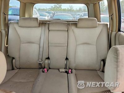 Zdjęcie 10 z 14 samochodu: 2005 TOYOTA HIGHLANDER BASE VIN:JTEGP21A750070563 - miniatura