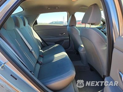 Zdjęcie 10 z 12 samochodu: 2023 HYUNDAI ELANTRA SEL VIN:5NPLS4AG7PH111541 - miniatura