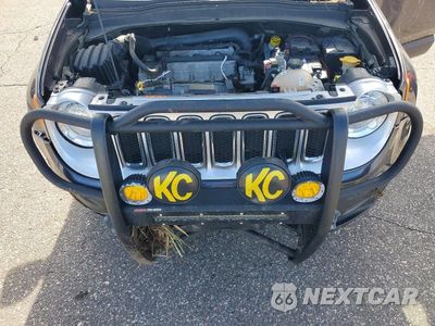 Zdjęcie 11 z 12 samochodu: 2017 JEEP RENEGADE LIMITED VIN:ZACCJBDB3HPG30392 - miniatura