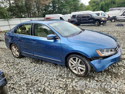 Czwarte zdjęcie samochodu z boku: 2017 VOLKSWAGEN JETTA SEL VIN:3VWL17AJ9HM383856 - miniatura