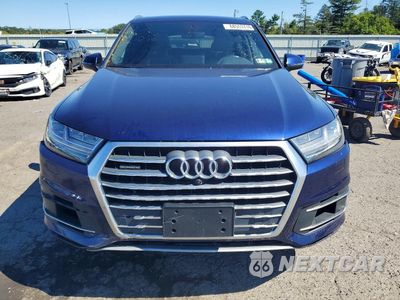Piąte zdjęcie samochodu w środku: 2019 AUDI Q7 PREMIUM PLUS VIN:WA1LAAF75KD031559 - miniatura