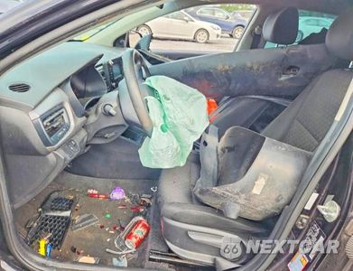 Zdjęcie 7 z 12 samochodu: 2018 KIA RIO LX VIN:3KPA24AB7JE079598 - miniatura