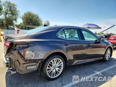 Trzecie zdjęcie samochodu z tyłu: 2018 TOYOTA CAMRY XLE V6 VIN:4T1BZ1HK4JU012491 - miniatura