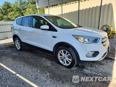 Czwarte zdjęcie samochodu z boku: 2019 FORD ESCAPE SE VIN:1FMCU0GD2KUA19585 - miniatura