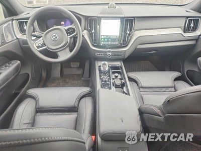 Zdjęcie 8 z 13 samochodu: 2024 VOLVO XC60 ULTIMATE VIN:YV4H60DJ3R1946344 - miniatura